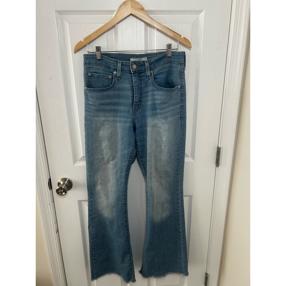 Levi’s Women's 726 Flare Size W30 L32 Distressed Frayed Leg Jeans
